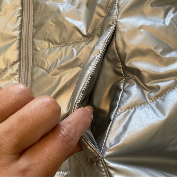 Puma Hooded Puffer Jacket Size Medium Silver - Picture 3 of 16